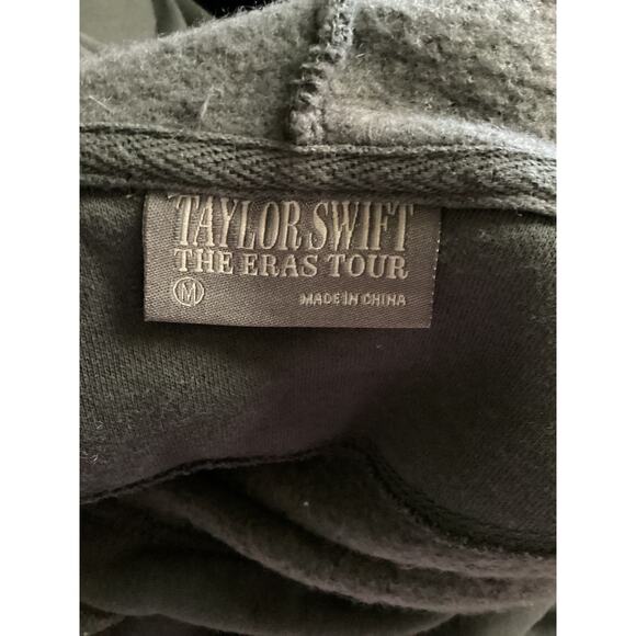 Taylor Swift The Eras Tour Music Gray Graphic Pullover Hoodie Sweatshirt Medium - Picture 6 of 7